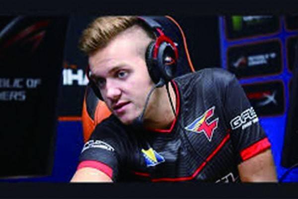 边翼卫轮转 边翼卫轮转