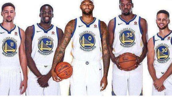 时代背景的 时代背景的